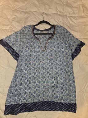 dressbarn Blue Patterned Short Sleeve Tunic with Navy Polka-Dot Trim
